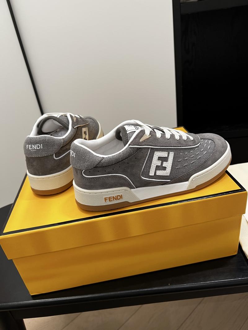 Fendi Unisex Sneakers SFS33103