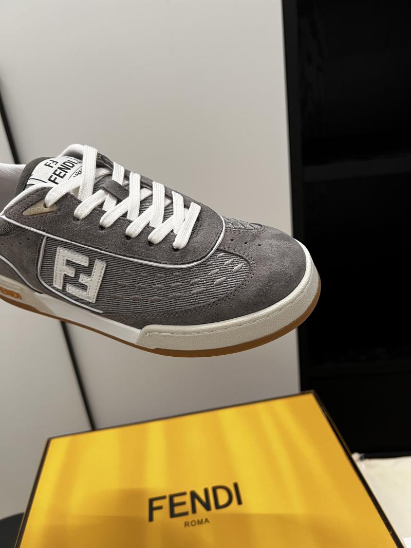 Fendi Unisex Sneakers SFS33103