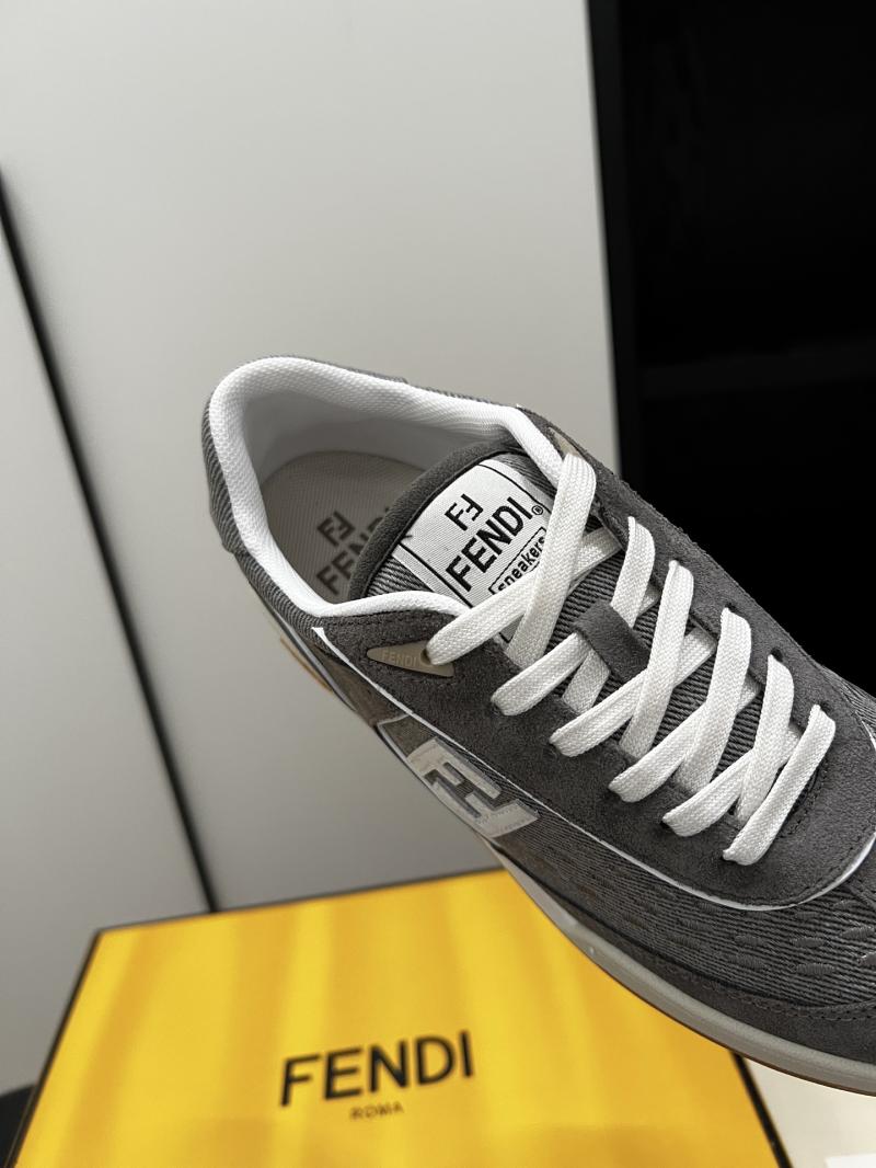 Fendi Unisex Sneakers SFS33103