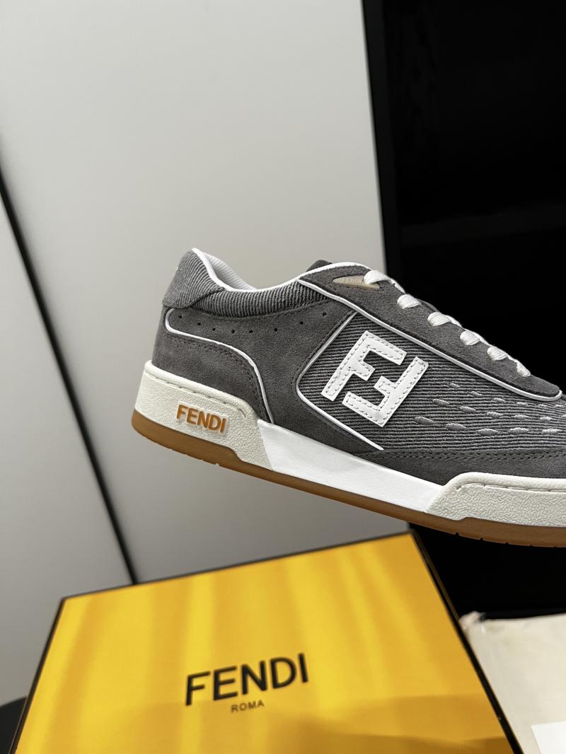 Fendi Unisex Sneakers SFS33103