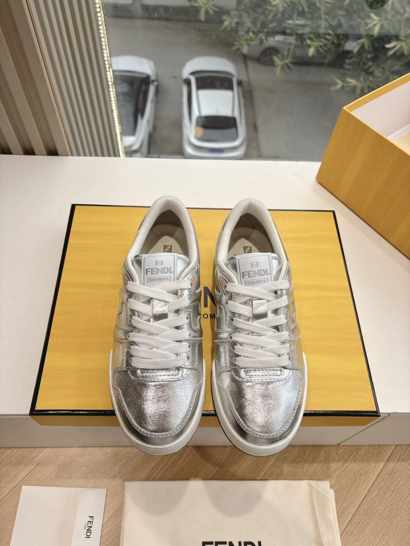 Fendi Unisex Sneakers SFU41401