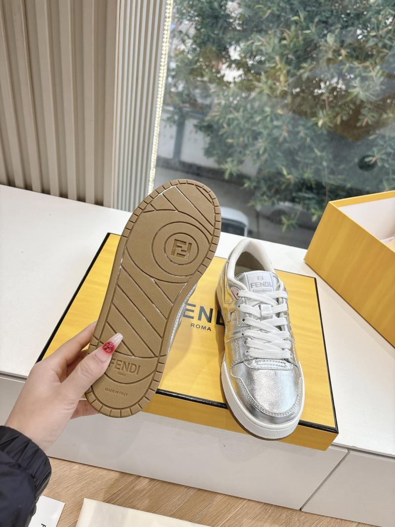 Fendi Unisex Sneakers SFU41401