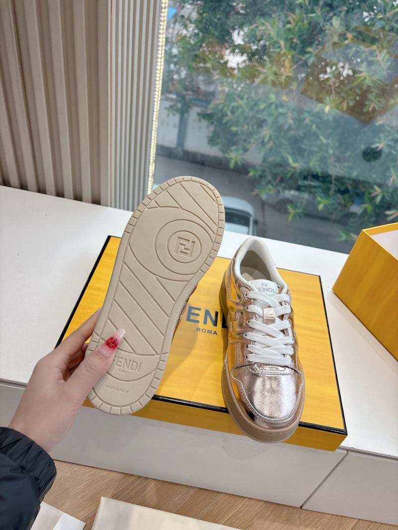 Fendi Unisex Sneakers SFU41402