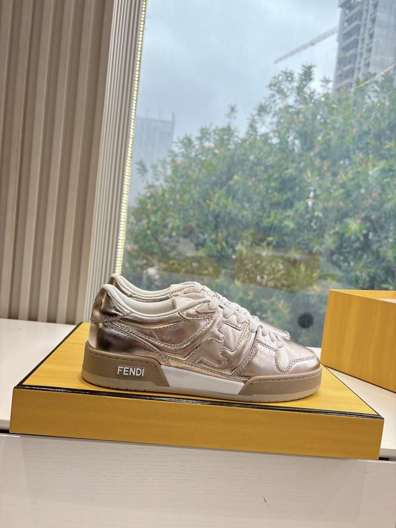 Fendi Unisex Sneakers SFU41402