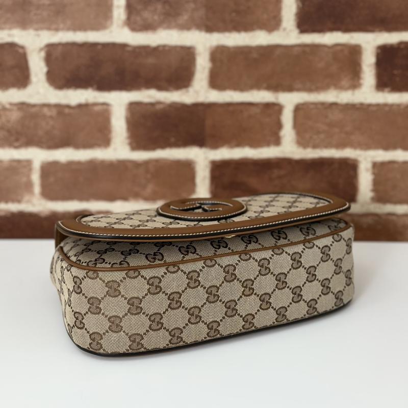Gucci Canvas Blondie medium top handle bag Brown 815714