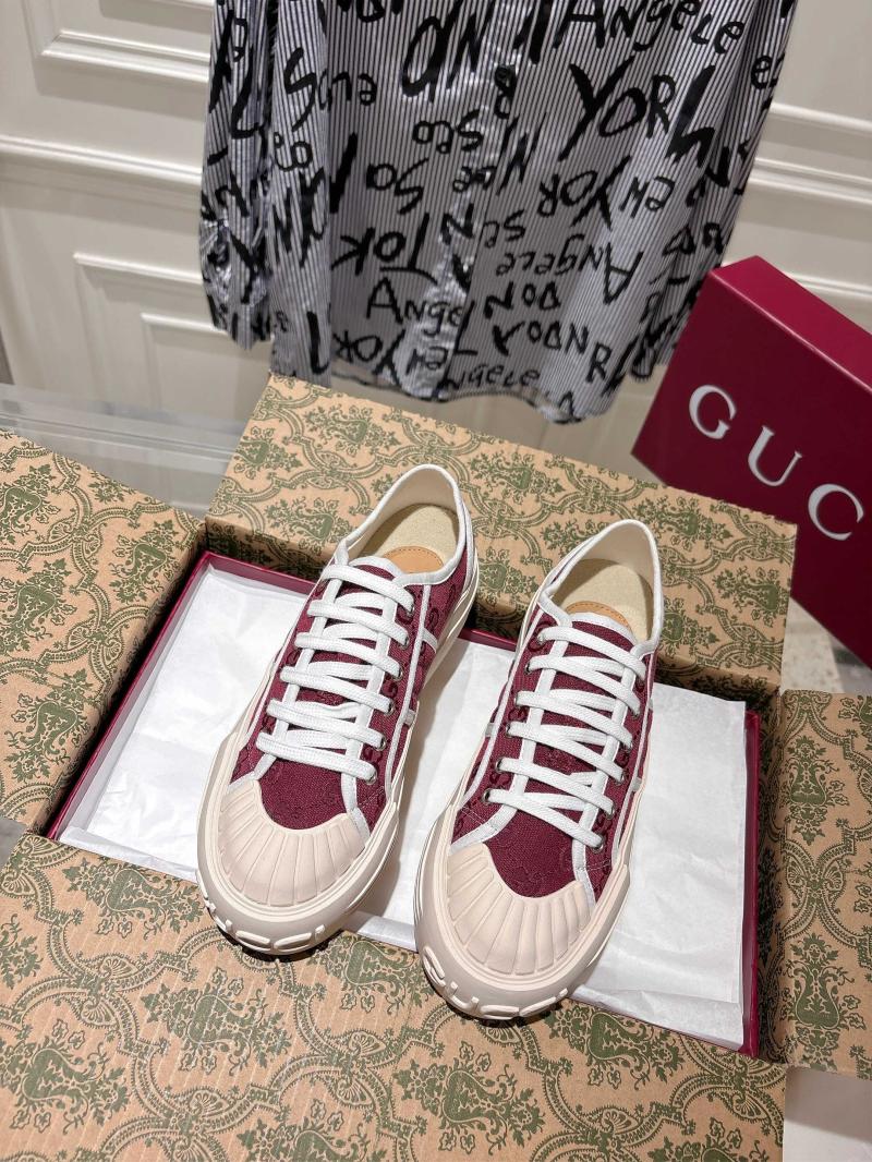 Gucci Sneakers SGS33003
