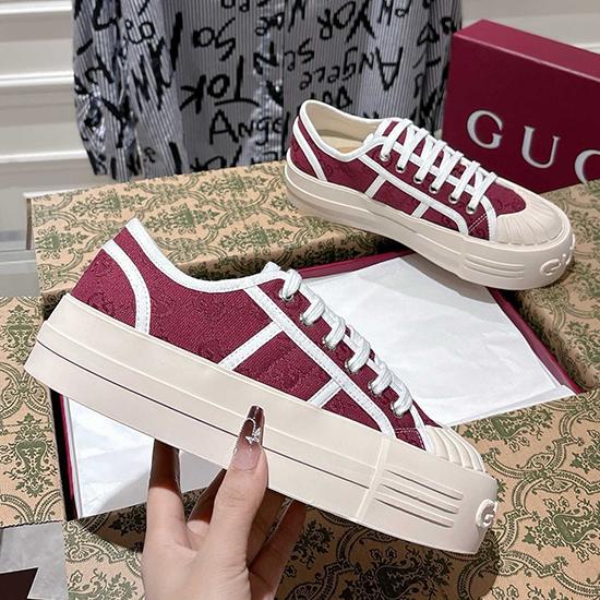 Gucci Sneakers SGS33003