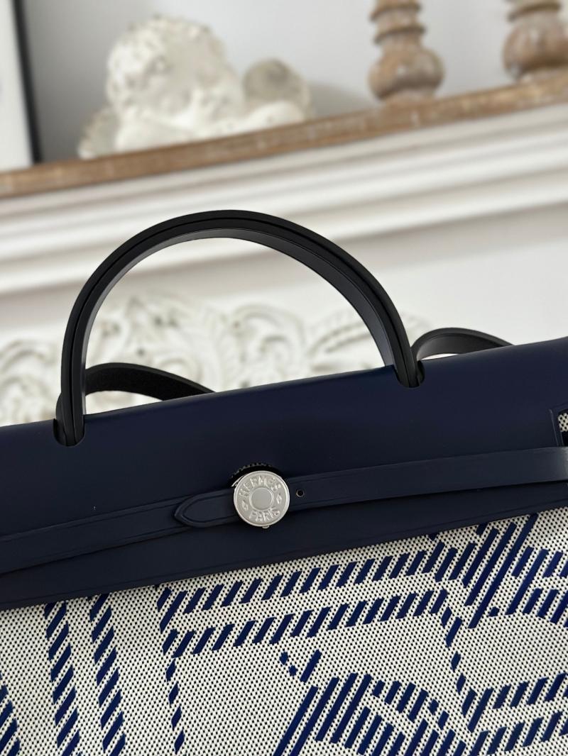 Hermes Herbag Zip 31 Bag H40301