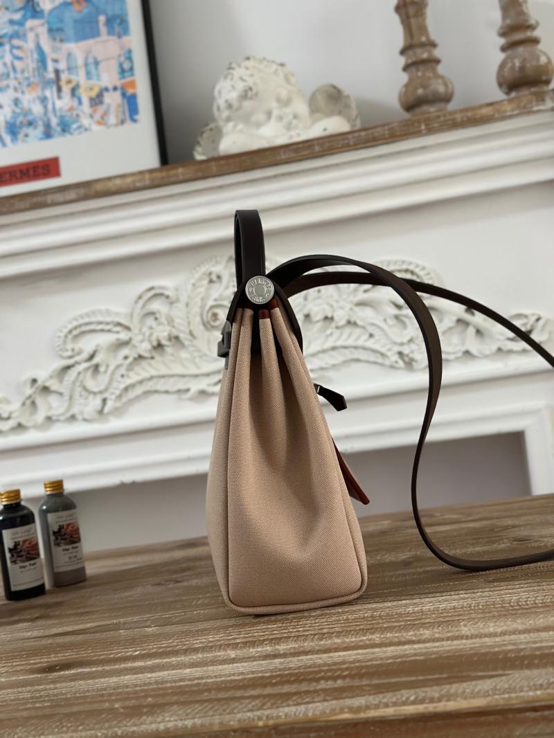 Hermes Herbag Zip 31 Bag H40303