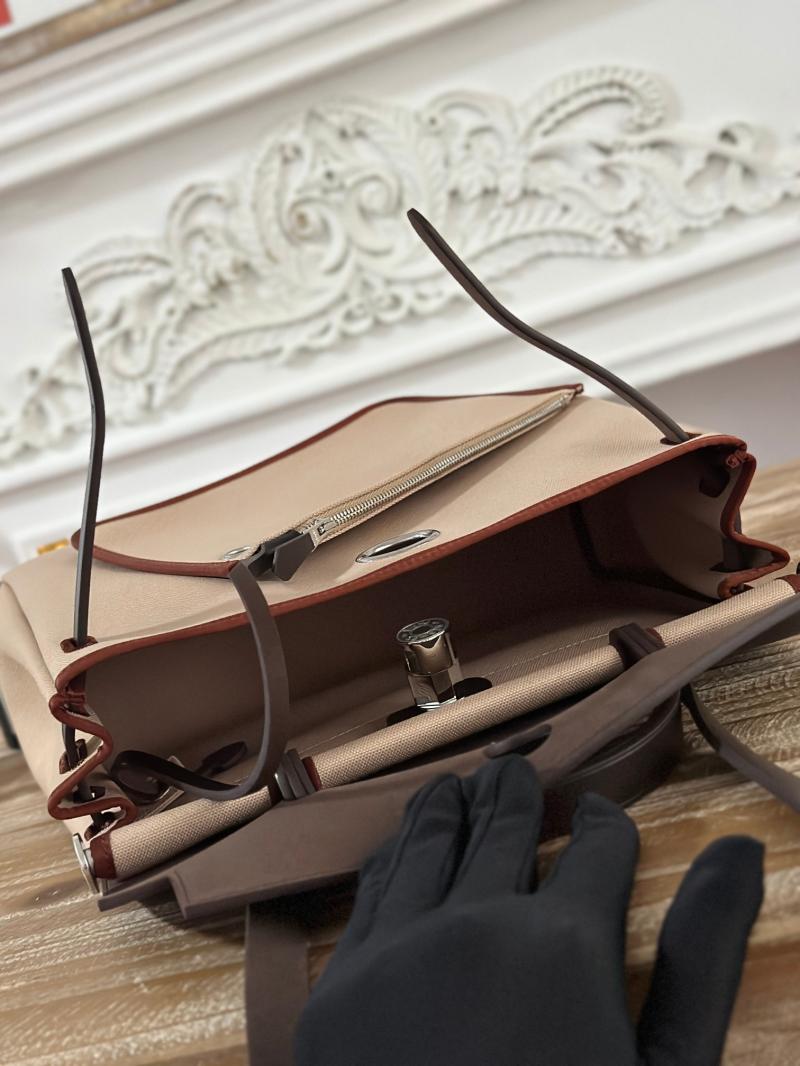 Hermes Herbag Zip 31 Bag H40303