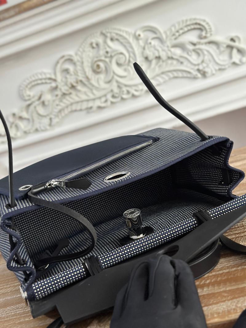 Hermes Herbag Zip 31 Bag H40305