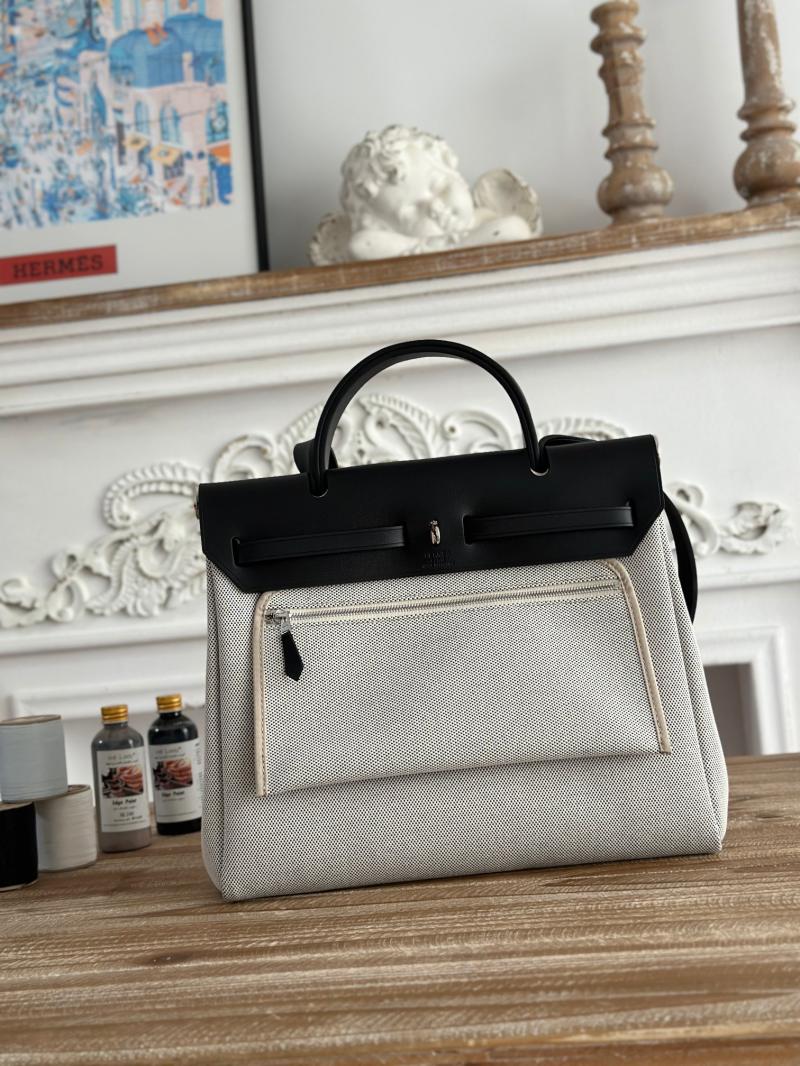 Hermes Herbag Zip 31 Bag H40313