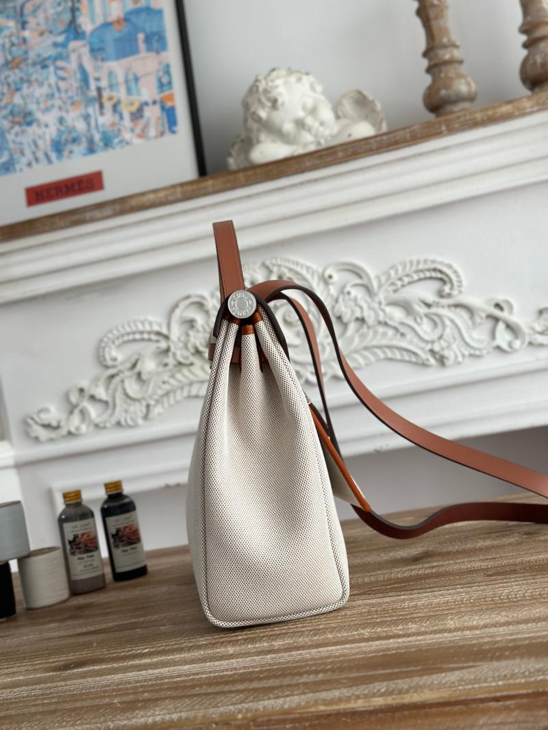 Hermes Herbag Zip 31 Bag H40319