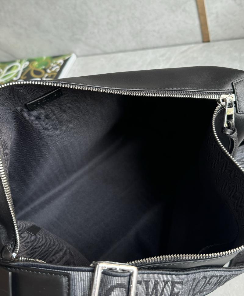 Loewe Cubi crossbody bag Black B906