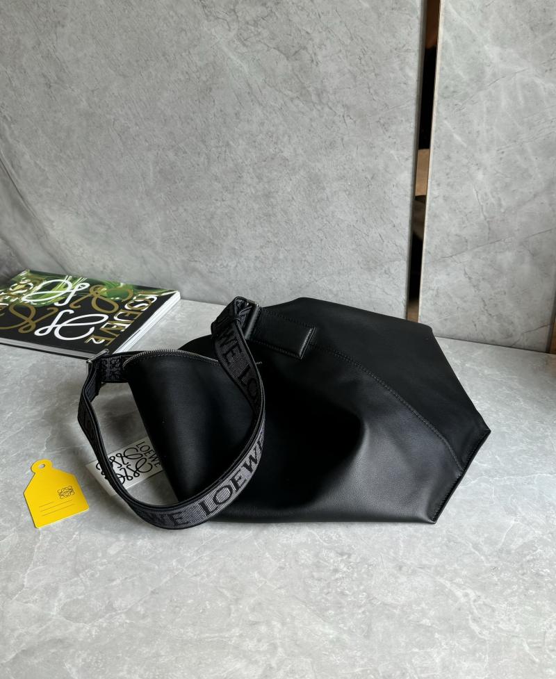 Loewe Cubi crossbody bag Black B906