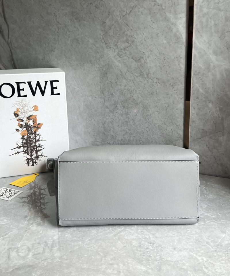 Loewe Cubi crossbody bag Grey B906