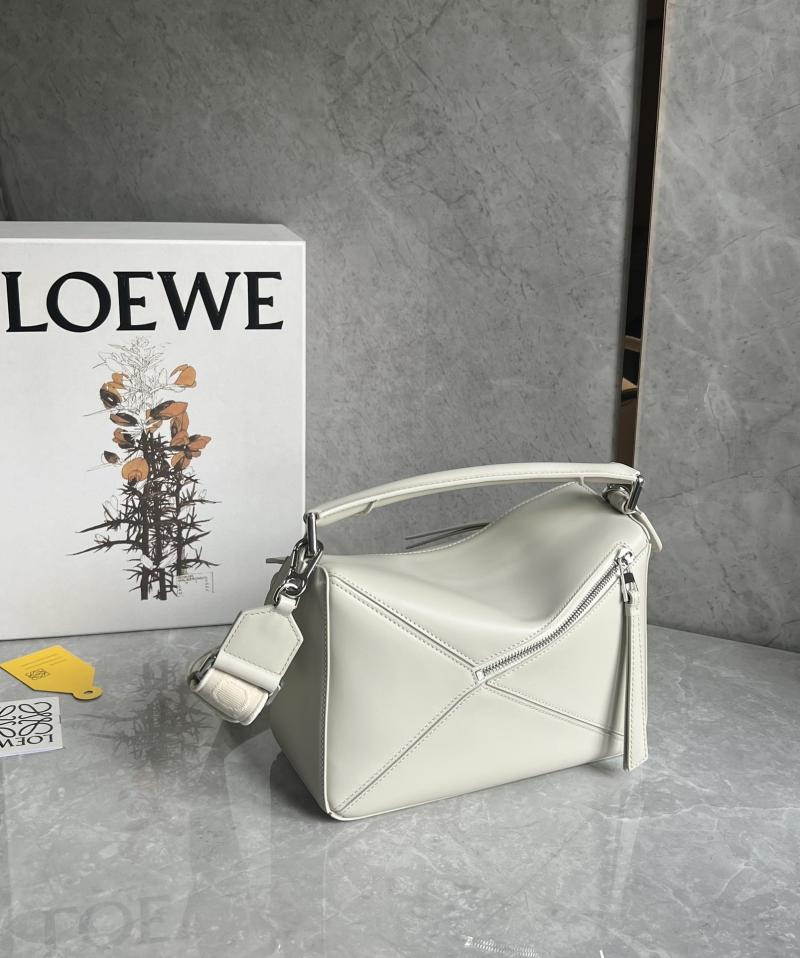 Loewe Small Puzzle Bag White L051702
