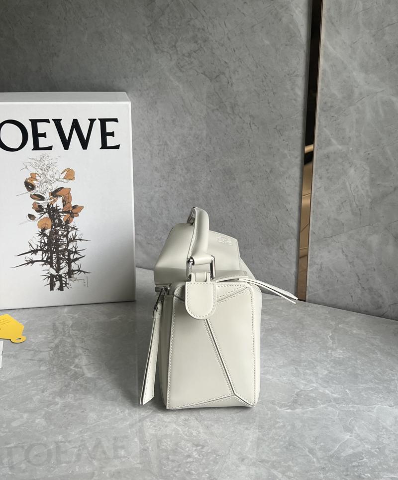 Loewe Small Puzzle Bag White L051702