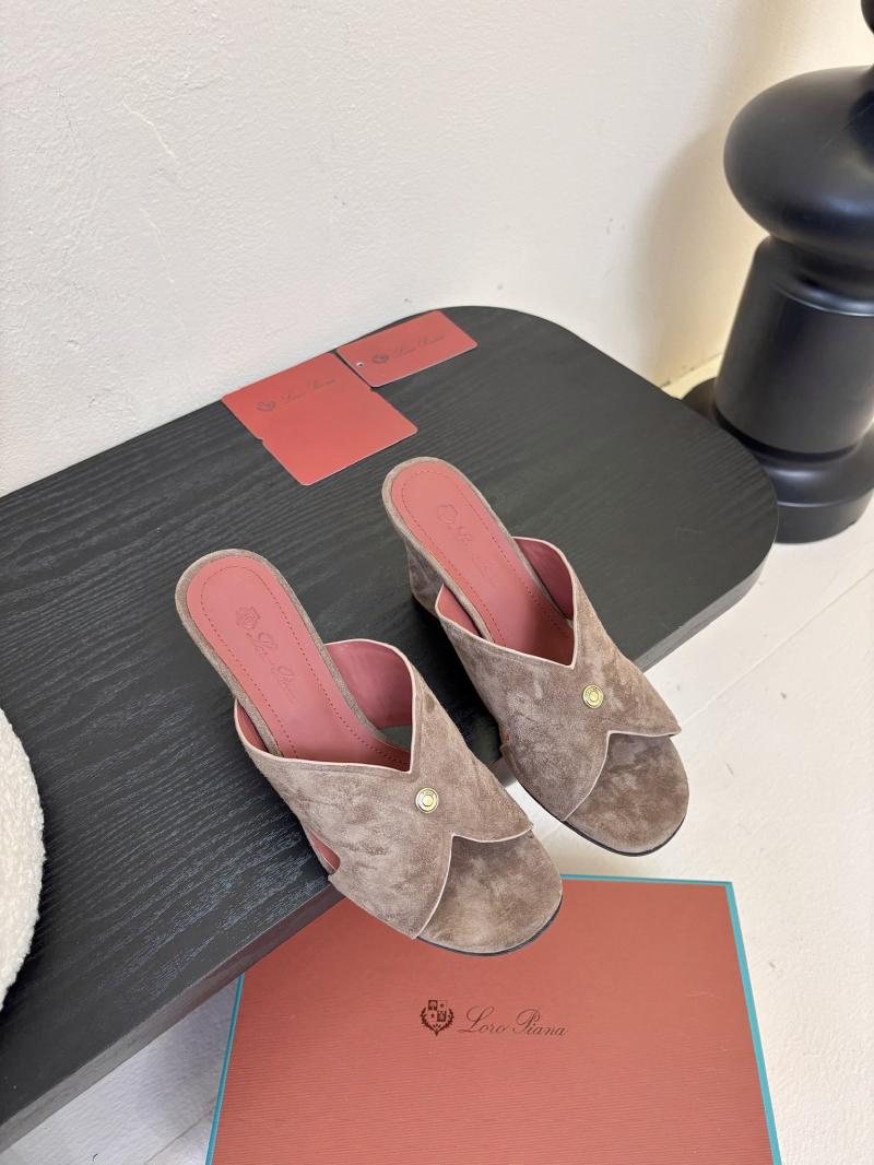 Loro Piana Sandals LPS41402