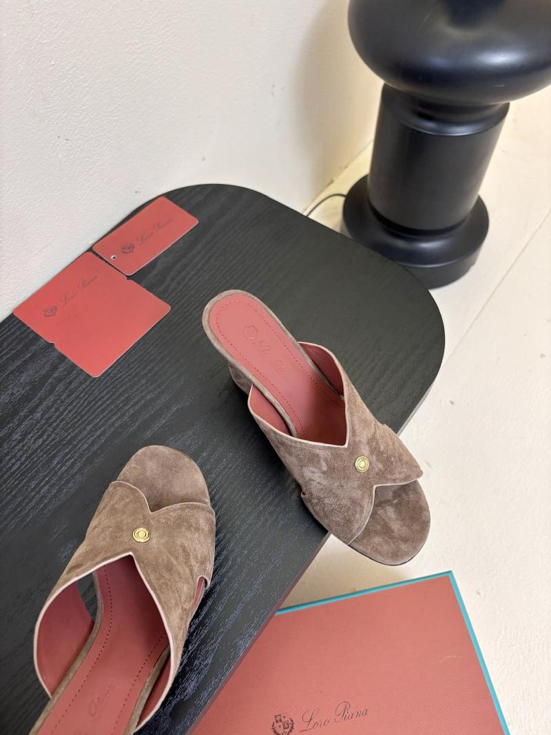 Loro Piana Sandals LPS41402