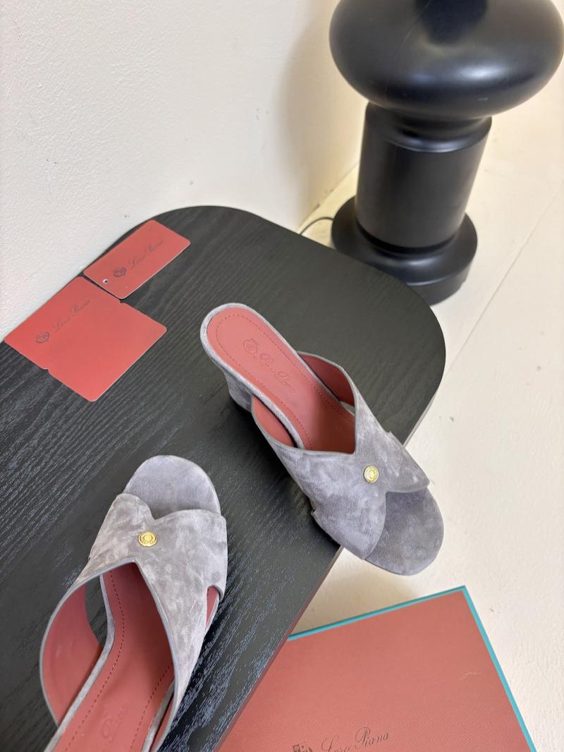 Loro Piana Sandals LPS41403