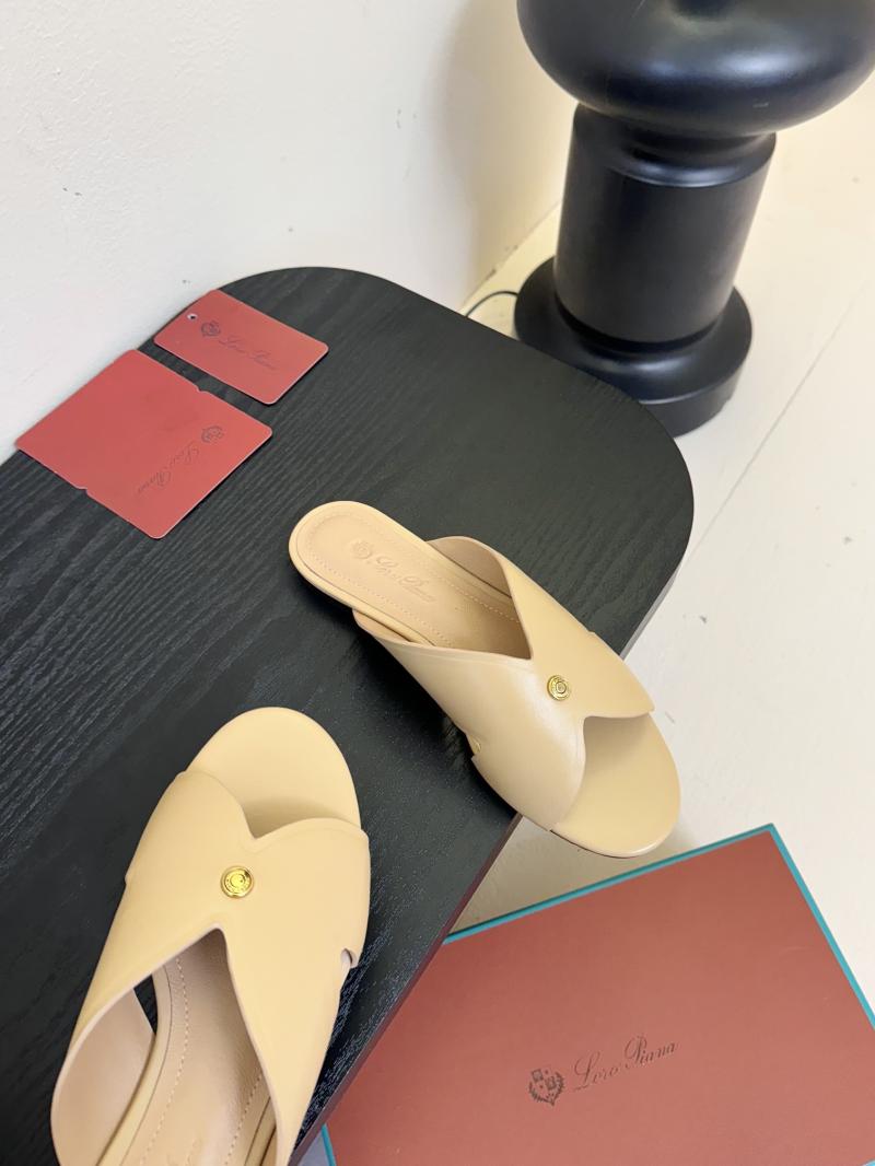 Loro Piana Sandals LPS41410