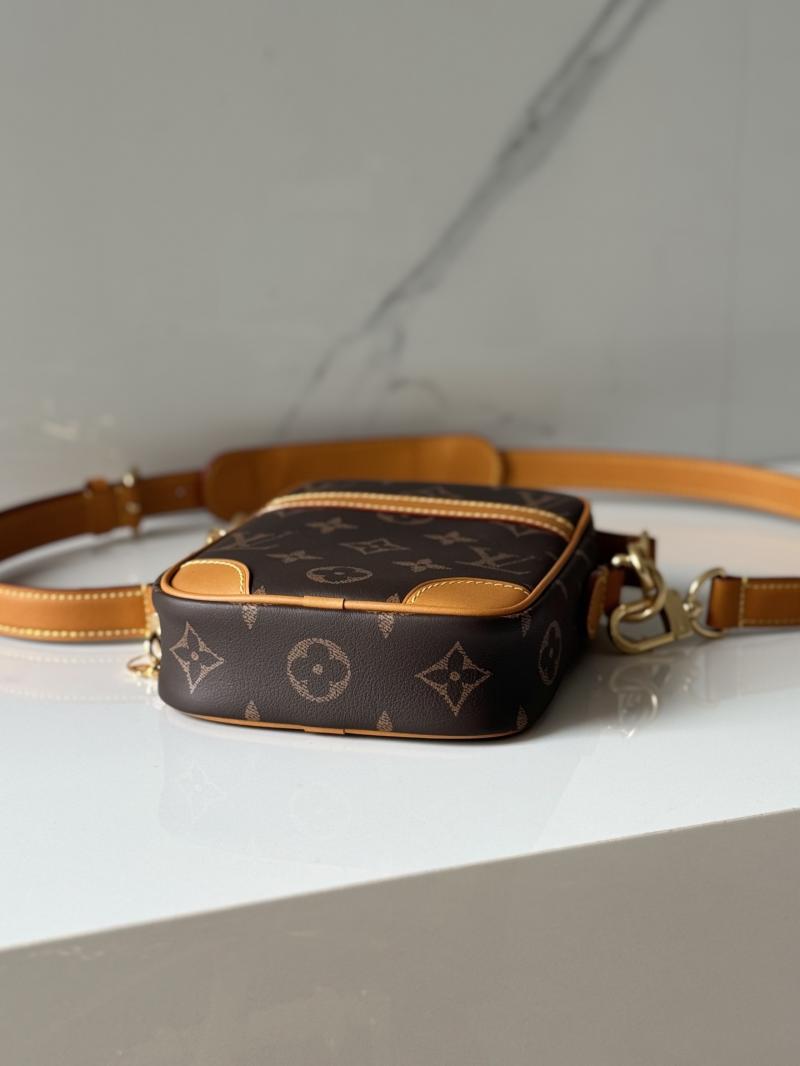 Louis Vuitton Danube M14106
