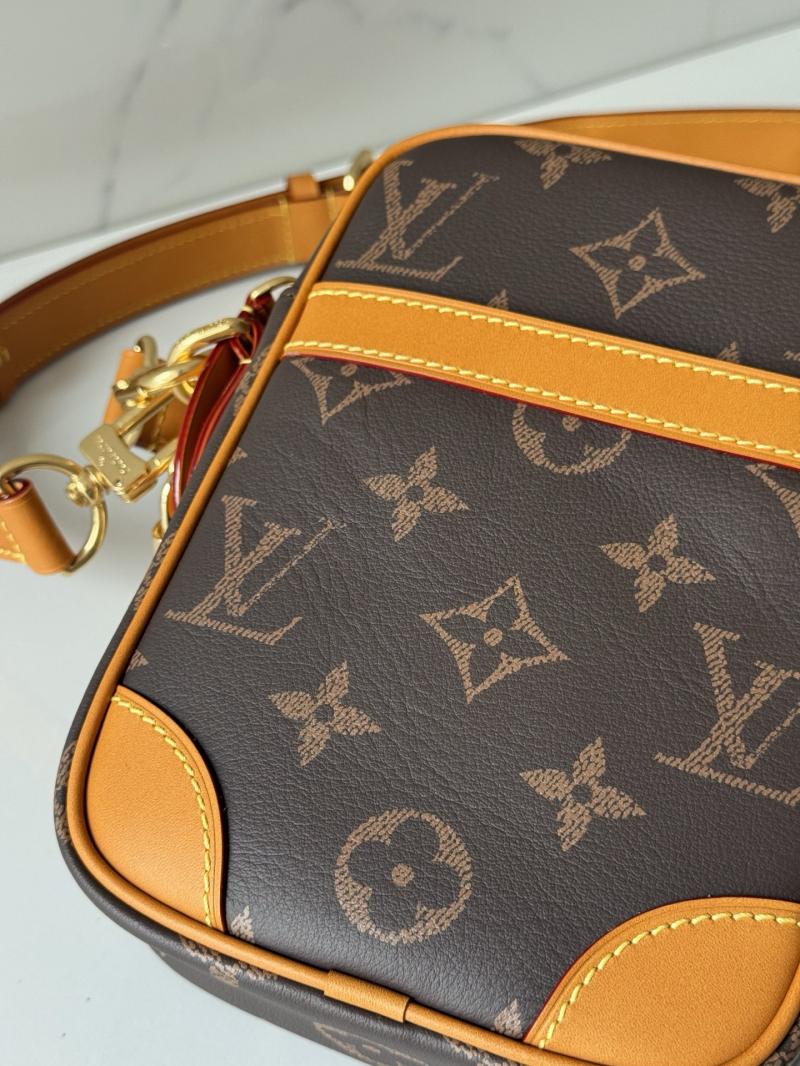 Louis Vuitton Danube M14106