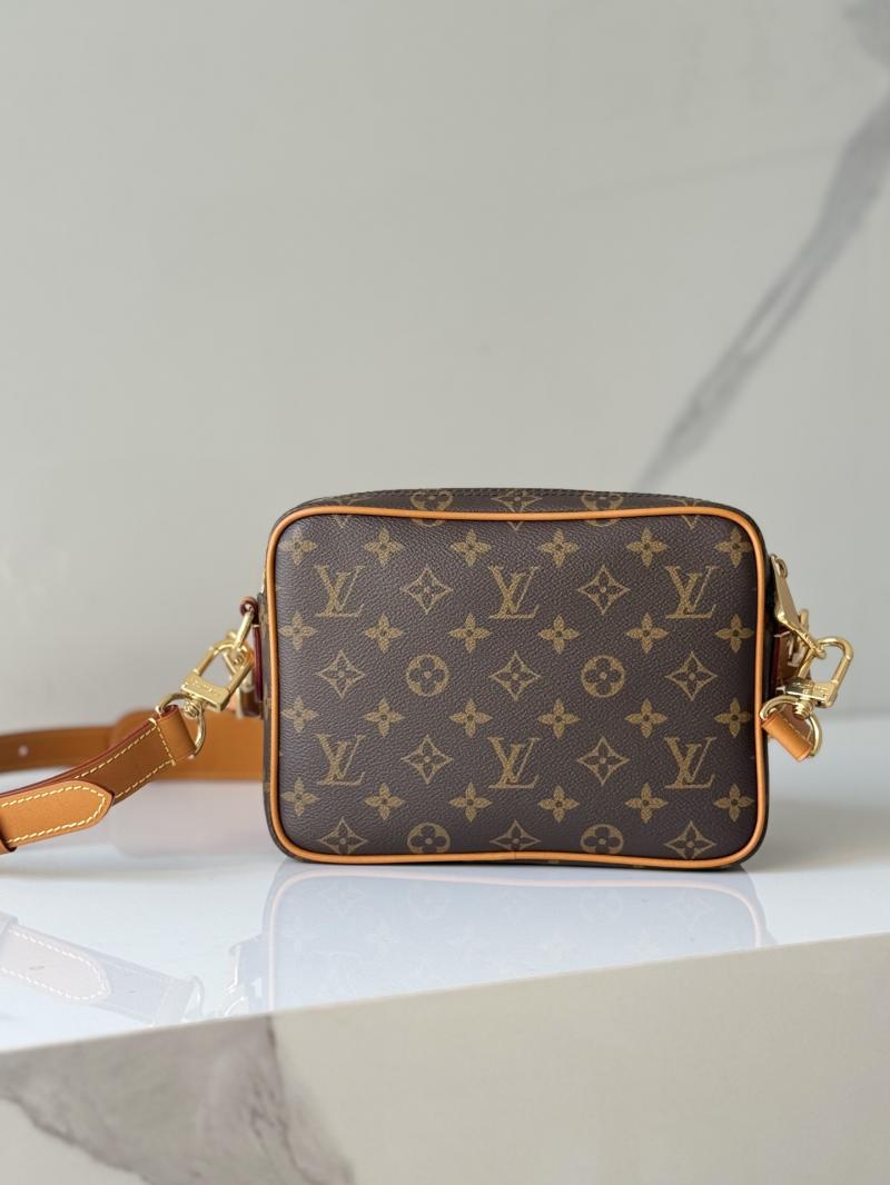 Louis Vuitton Nil M14016