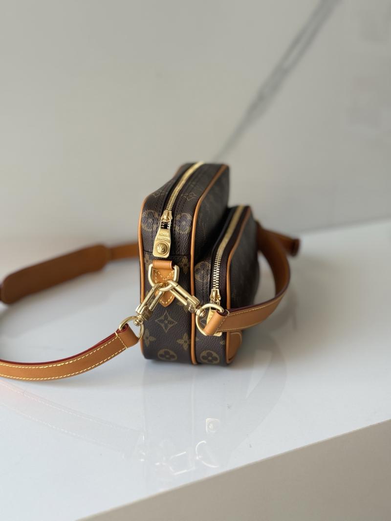 Louis Vuitton Nil M14016