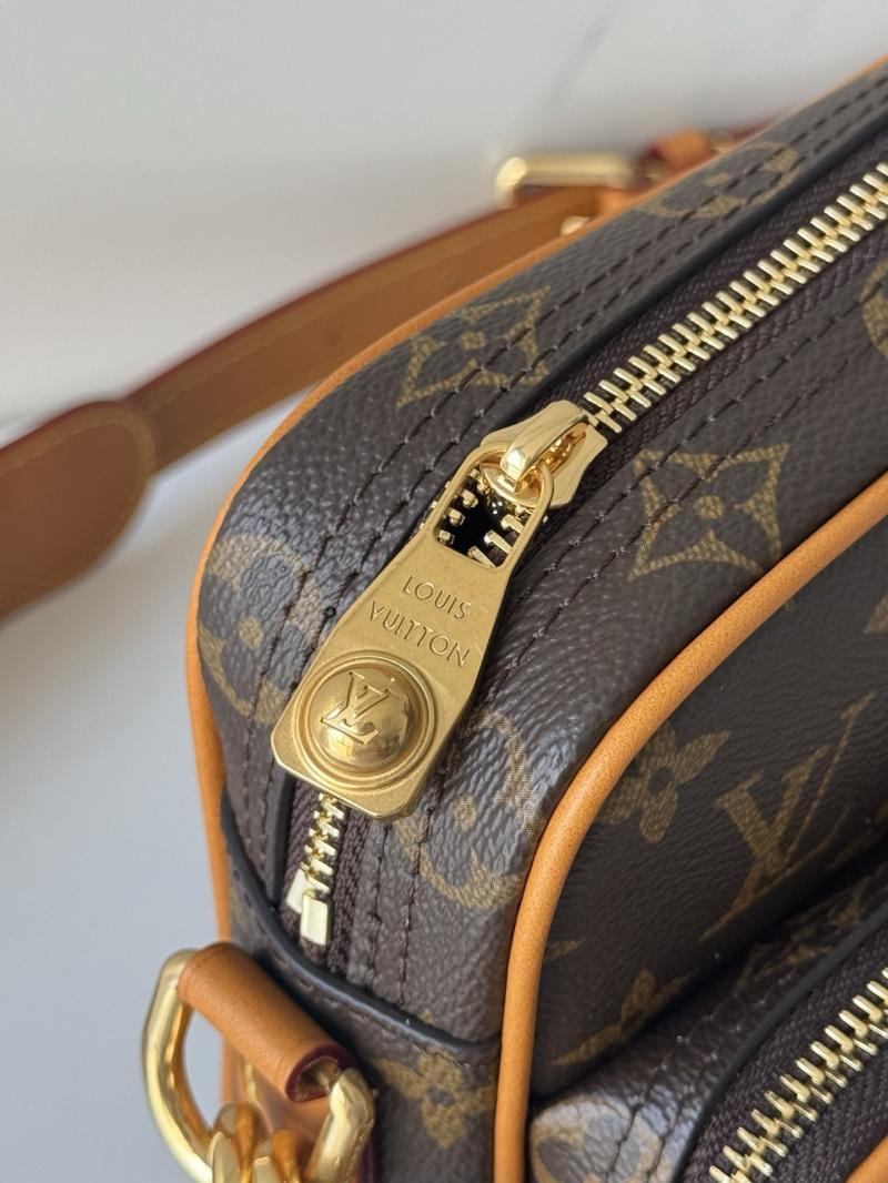 Louis Vuitton Nil M14016