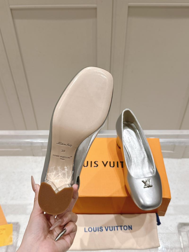 Louis Vuitton Pumps SLP32601