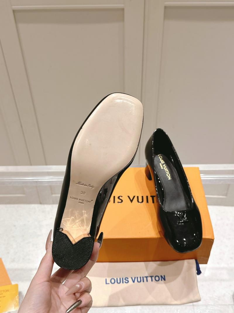 Louis Vuitton Pumps SLP32603