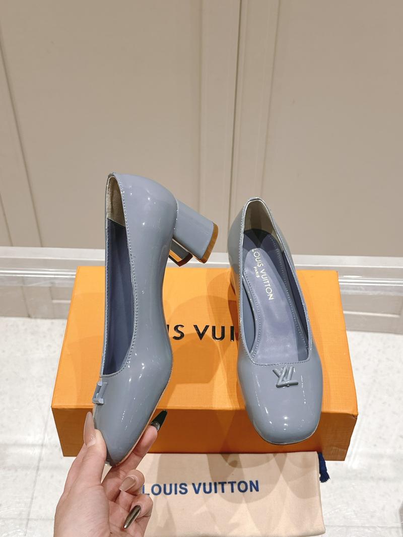 Louis Vuitton Pumps SLP32605