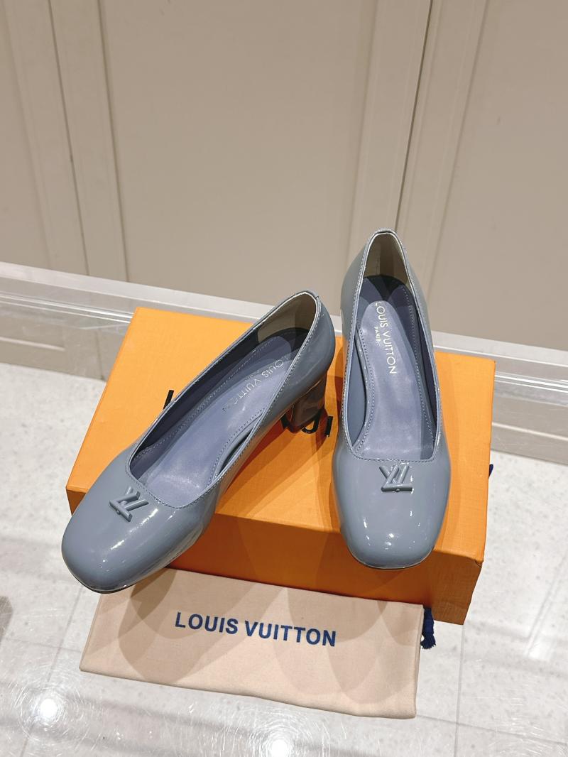 Louis Vuitton Pumps SLP32605
