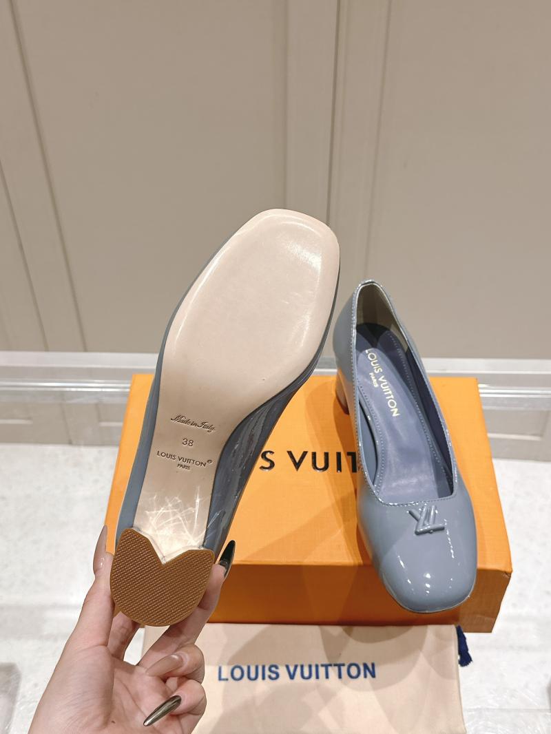 Louis Vuitton Pumps SLP32605