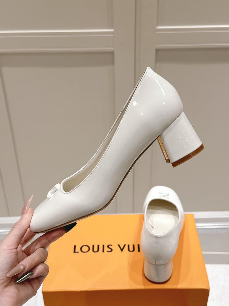 Louis Vuitton Pumps SLP32606