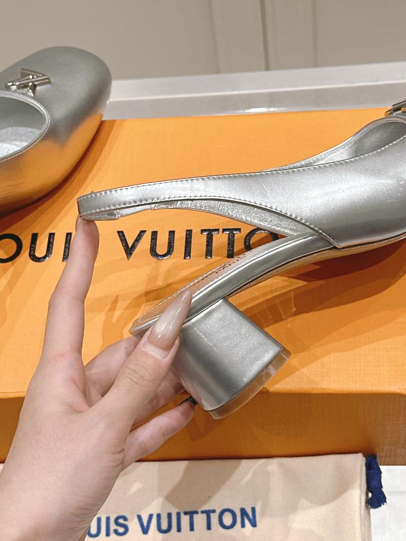 Louis Vuitton Pumps SLP32607