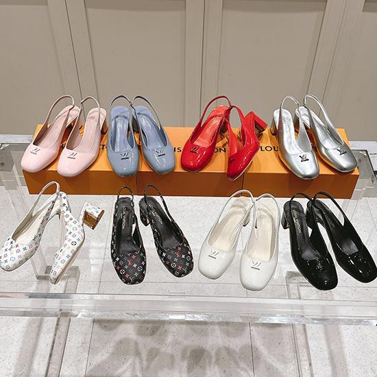 Louis Vuitton Pumps SLP32607