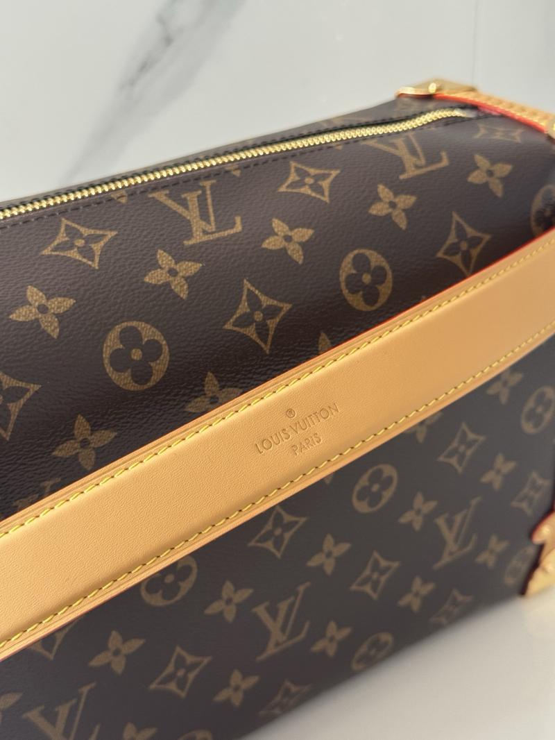 Louis Vuitton Side Trunk GM M14513