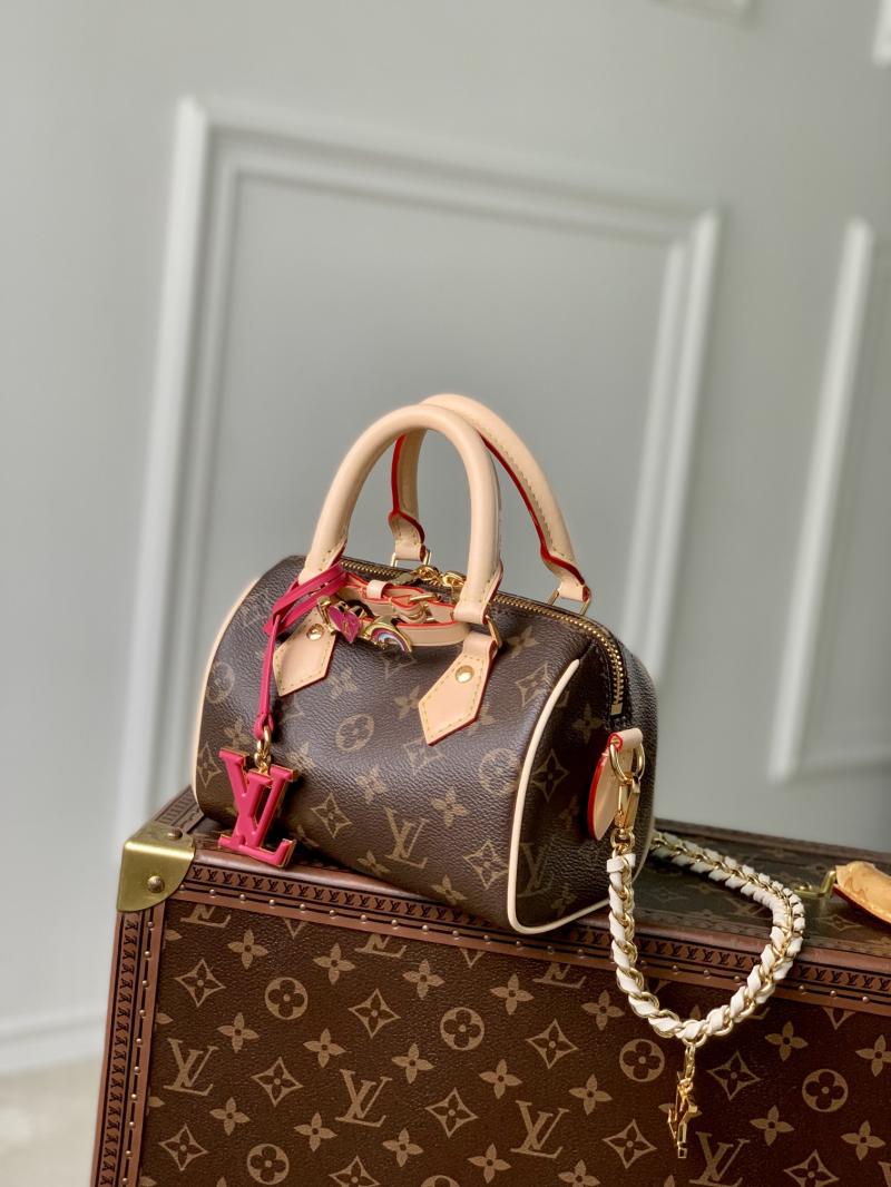 Louis Vuitton Speedy 18 with Chain Strap M46970