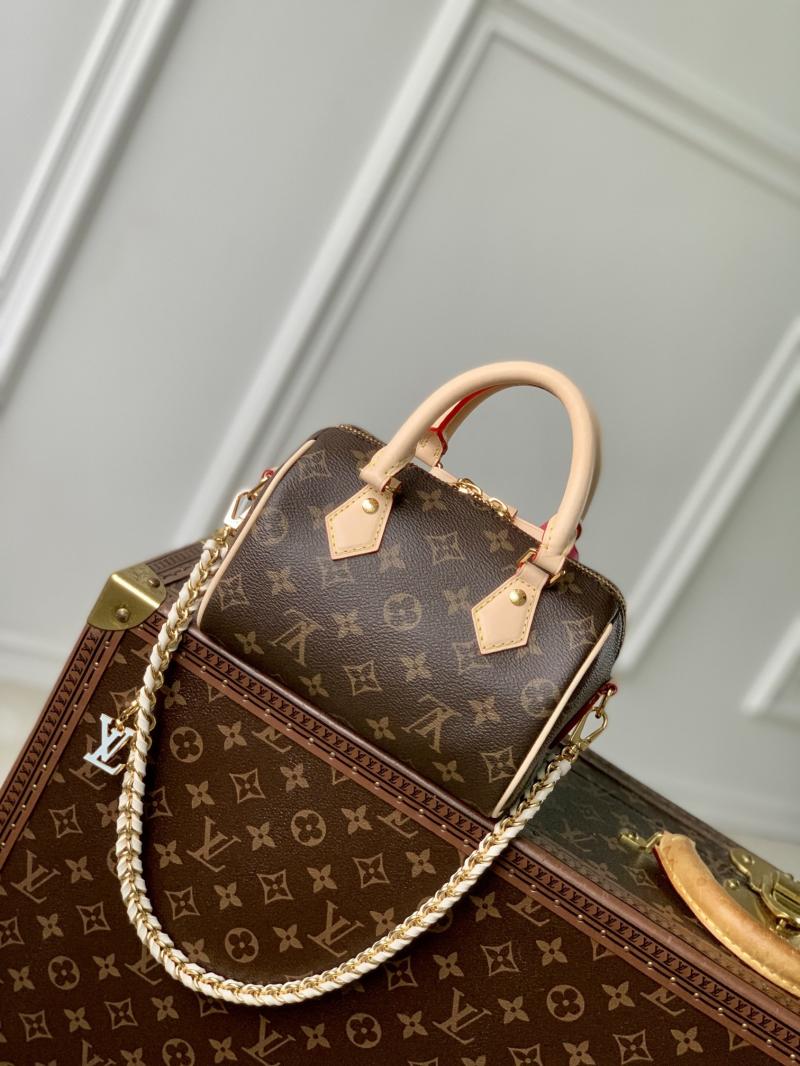 Louis Vuitton Speedy 18 with Chain Strap M46970