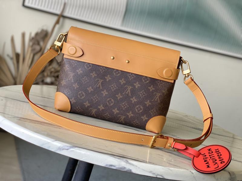 Louis Vuitton Steamer Crossbody M11533