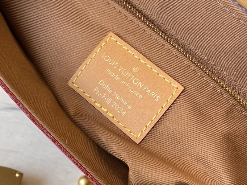 Louis Vuitton Steamer Crossbody M11533