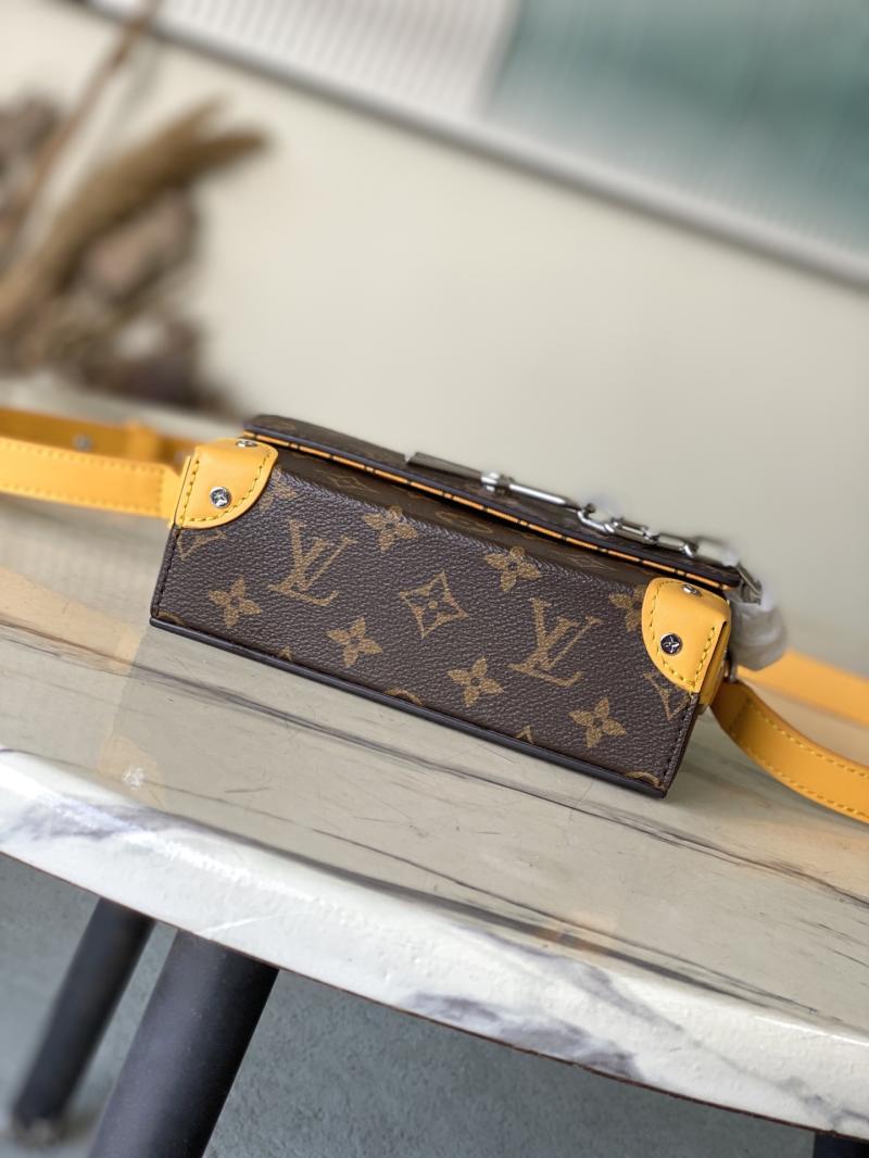 Louis Vuitton Steamer Wearable Wallet M12811
