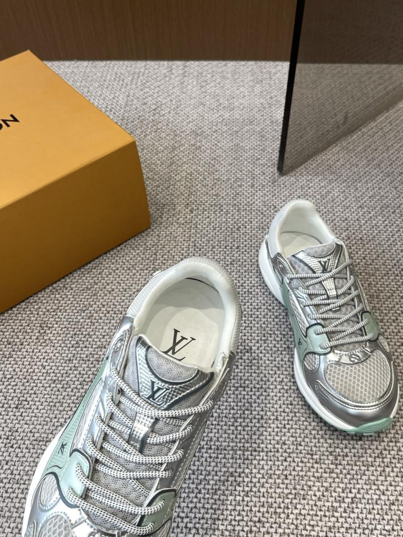 Louis Vuitton Unisex Sneakers SLS33002