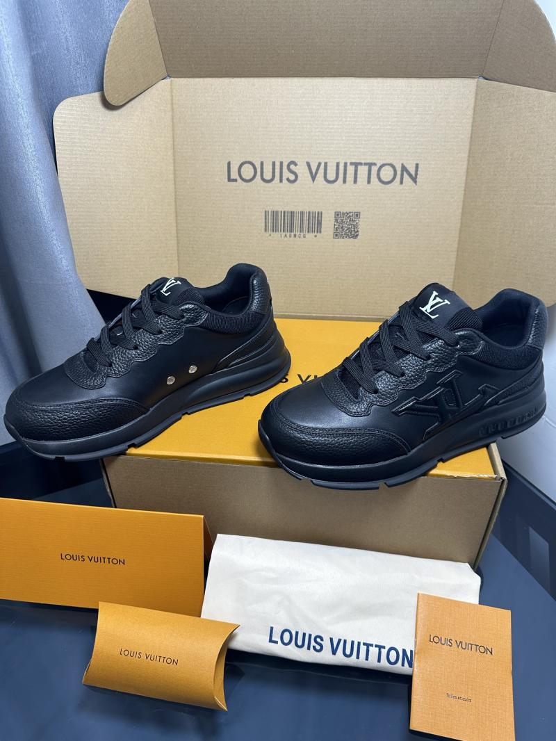 Louis Vuitton Unisex Sneakers SLU32606