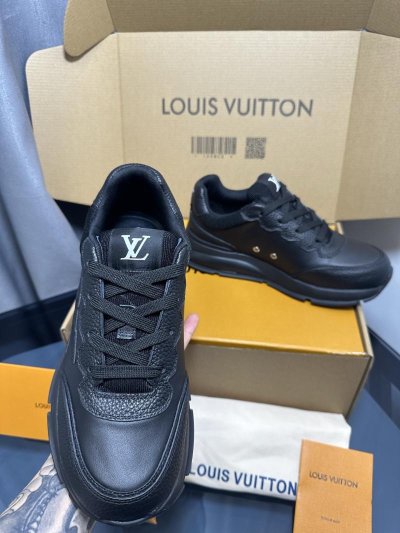 Louis Vuitton Unisex Sneakers SLU32606