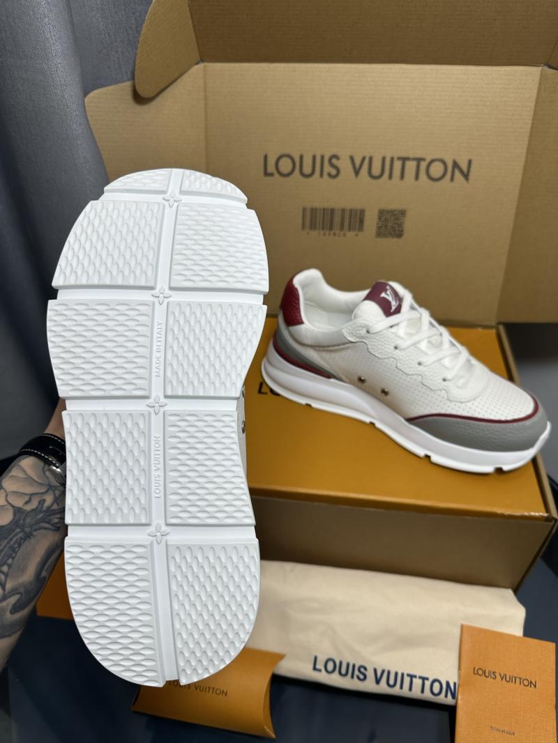 Louis Vuitton Unisex Sneakers SLU32611