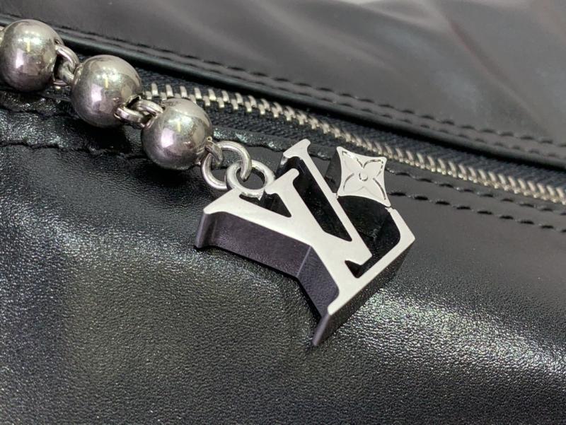 Louis Vuitton Vagabond Hobo M13986